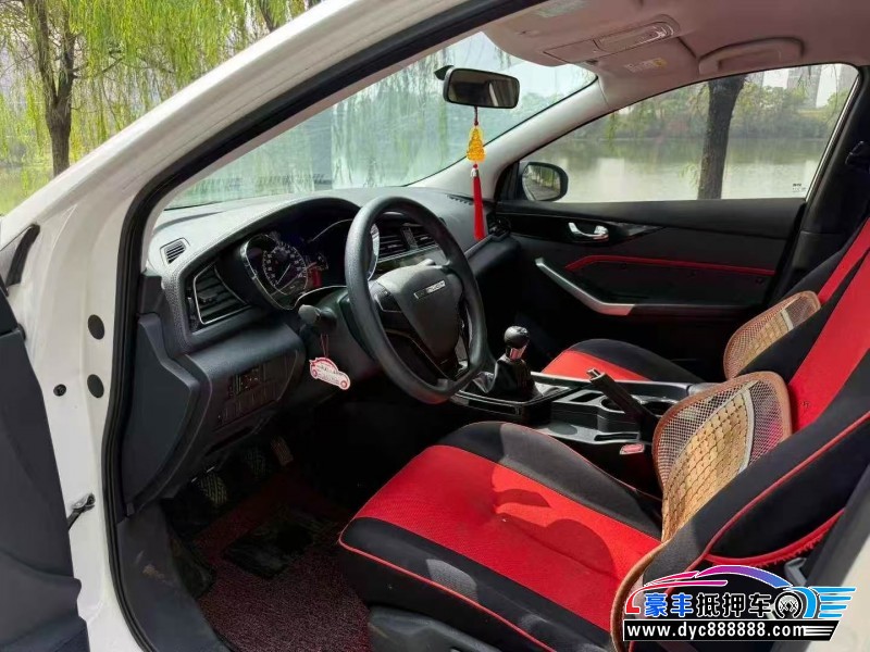 19年启辰D60轿车抵押车出售