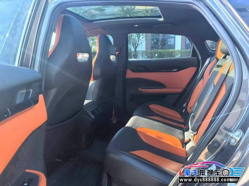 23年长安长安UNI轿车抵押车出售