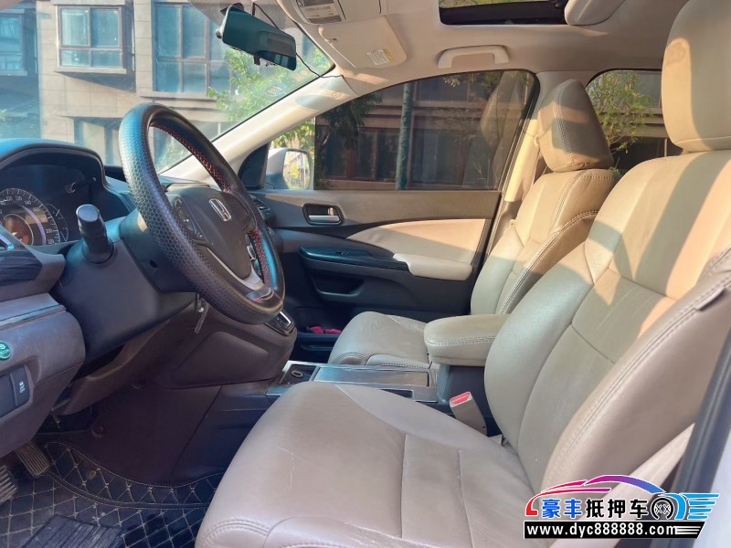 15年本田CR-V轿车抵押车出售