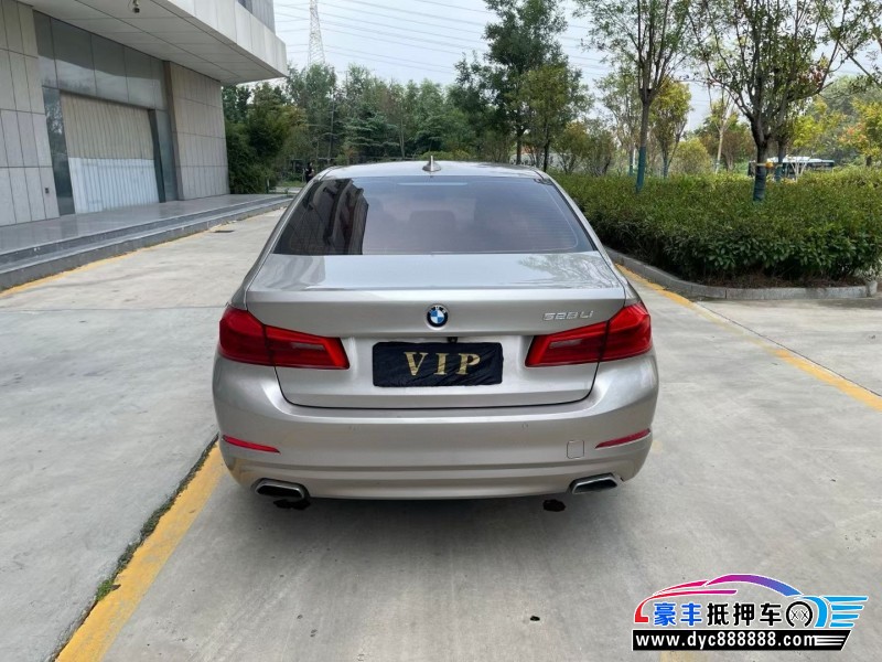 18年宝马5系轿车抵押车出售