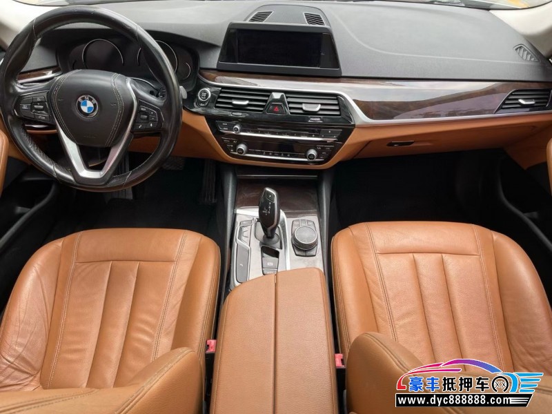 18年宝马5系轿车抵押车出售