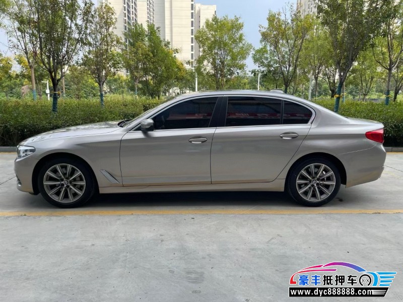18年宝马5系轿车抵押车出售