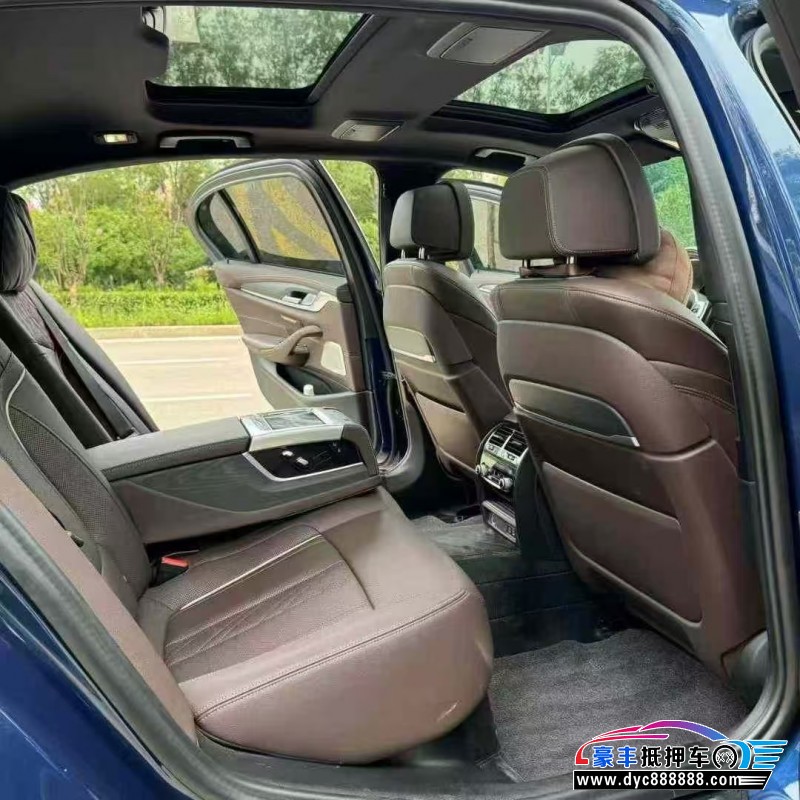 21年宝马5系轿车抵押车出售