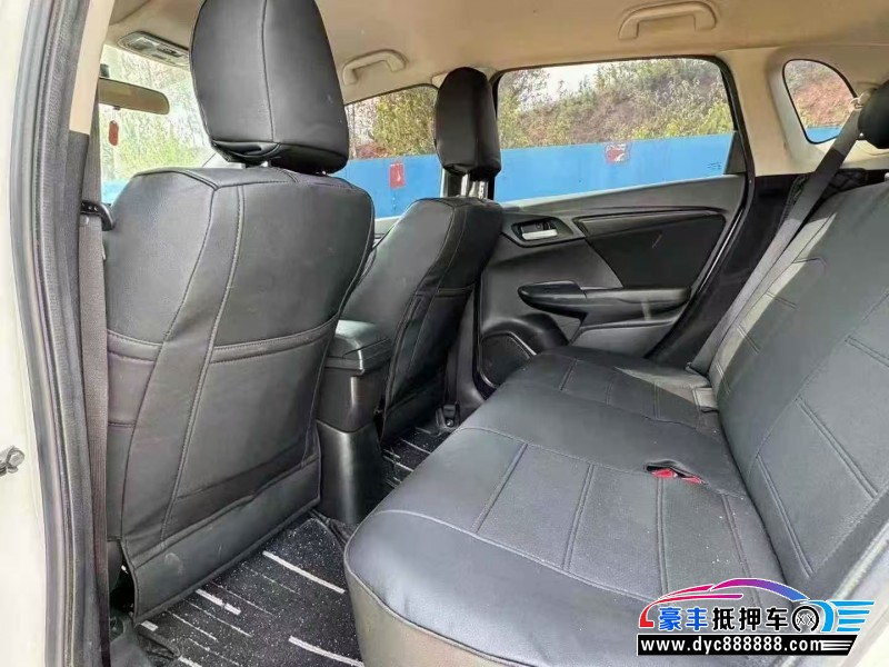 19年本田飞度轿车抵押车出售