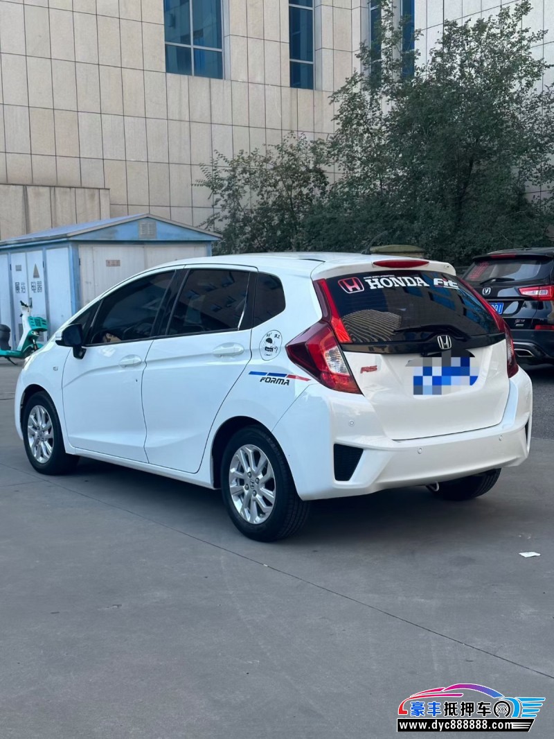 17年本田飞度轿车抵押车出售