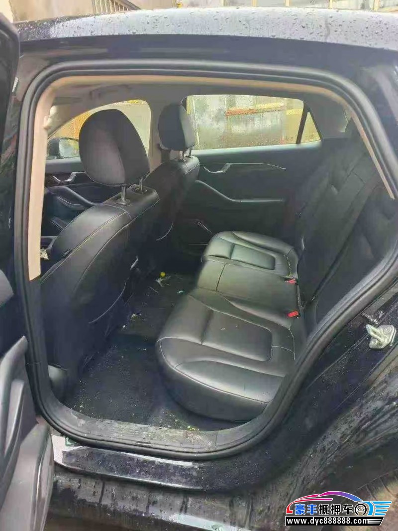 24年奔腾B70轿车抵押车出售