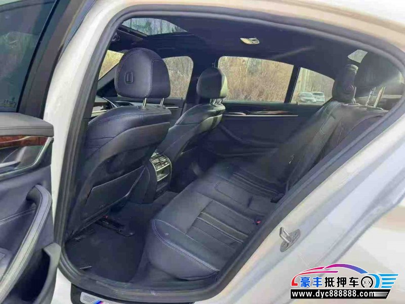 18年宝马5系轿车抵押车出售