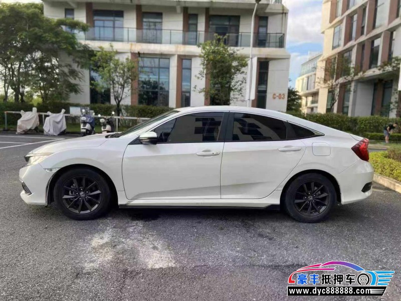 21年本田思域轿车抵押车出售