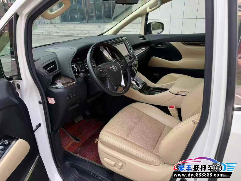 19年丰田埃尔法轿车抵押车出售