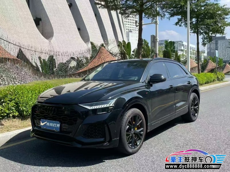 22年奥迪Q8轿车抵押车出售
