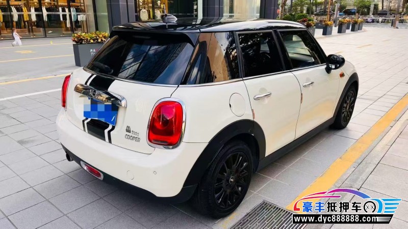 16年宝马MINI轿车抵押车出售