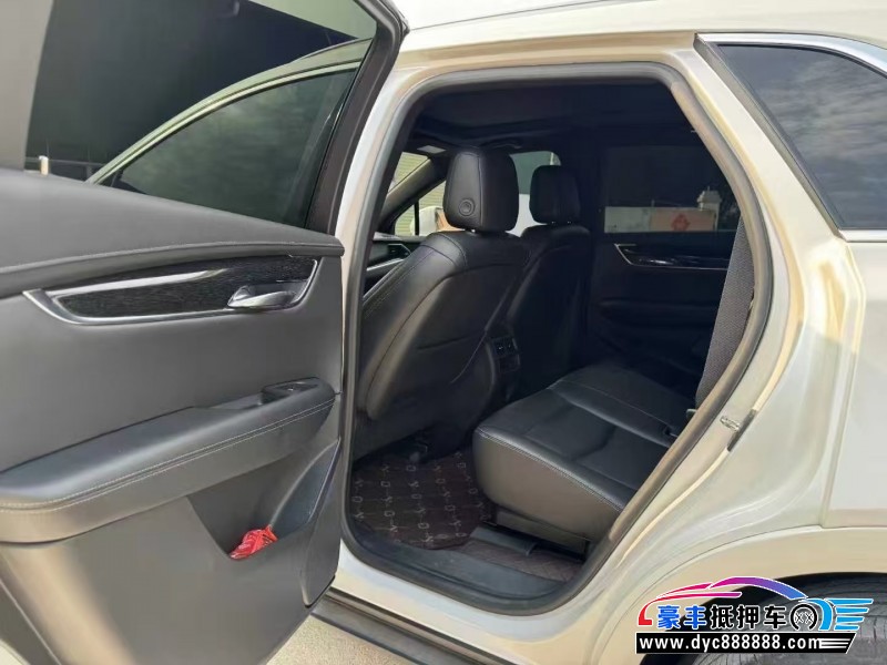 21年凯迪拉克XT5轿车抵押车出售