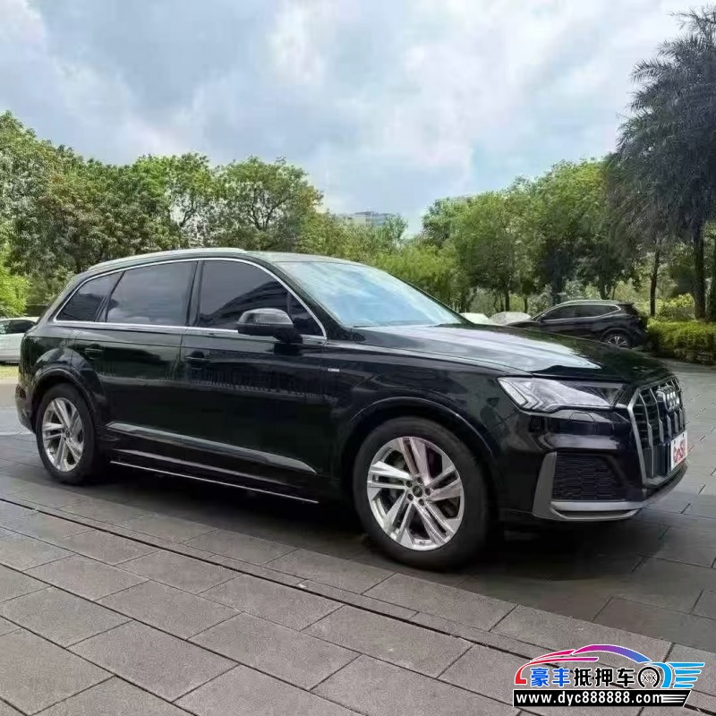23年奥迪Q7轿车抵押车出售