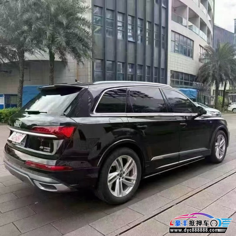 23年奥迪Q7轿车抵押车出售