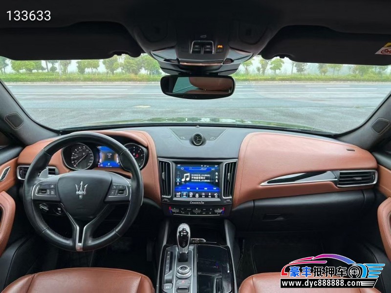 18年玛莎拉蒂莱万特轿车抵押车出售