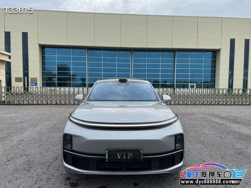 22年理想L9轿车抵押车出售