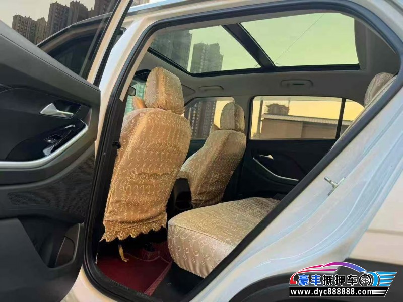 22年现代ix25轿车抵押车出售