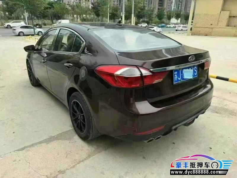 17年起亚K3轿车抵押车出售