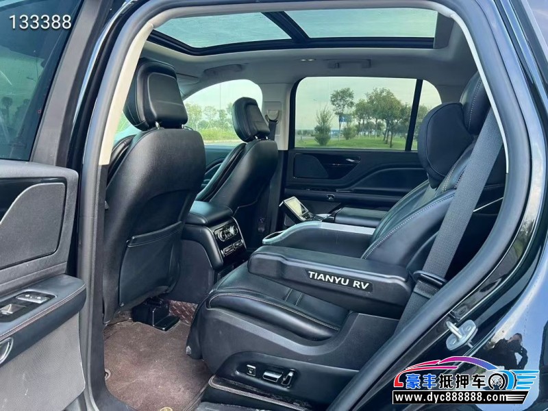 22年林肯飞行家轿车抵押车出售