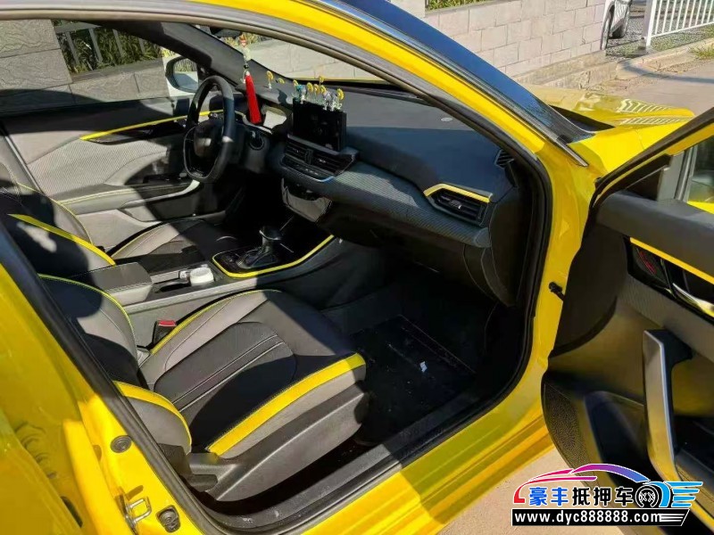 22年东风风神奕炫轿车抵押车出售