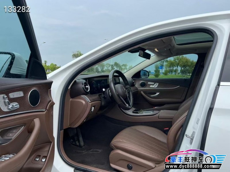 23年奔驰E轿车抵押车出售