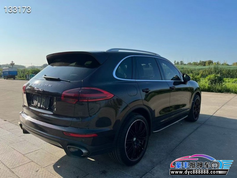 16年保时捷卡宴轿车抵押车出售