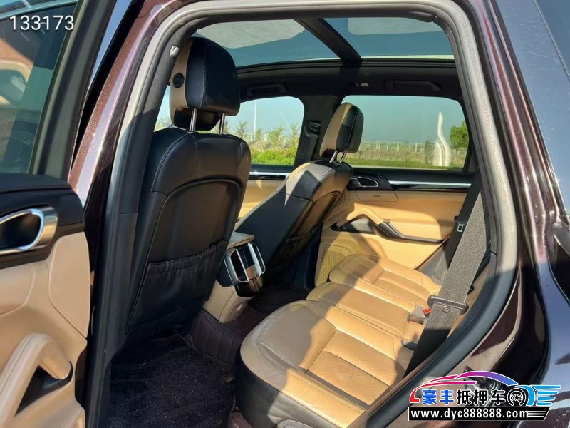 16年保时捷卡宴轿车抵押车出售