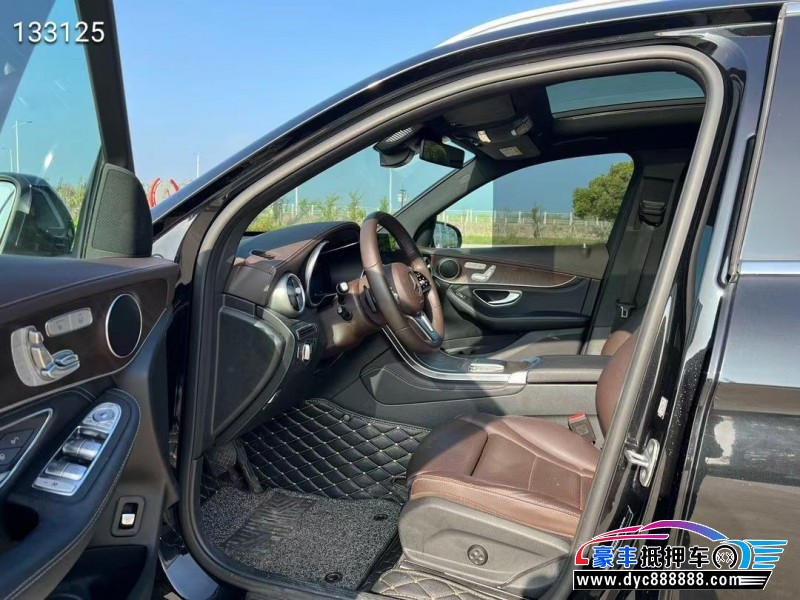 20年奔驰GLC轿车抵押车出售