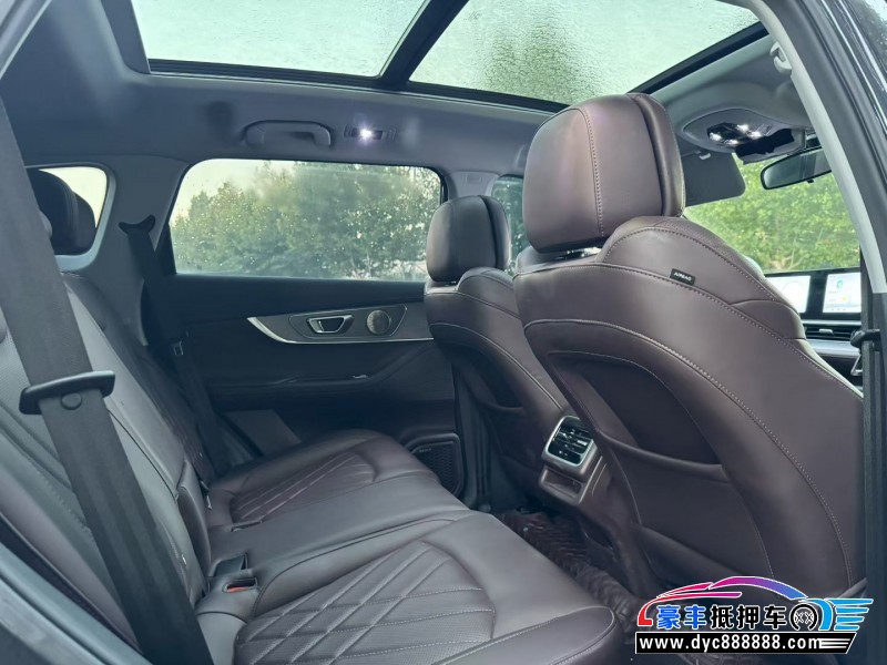 24年奇瑞瑞虎8轿车抵押车出售