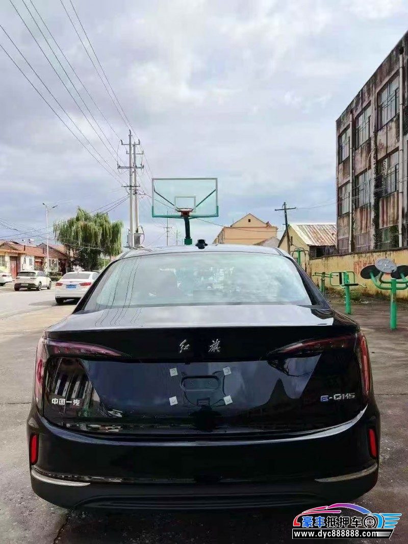 25年红旗EQM5轿车抵押车出售