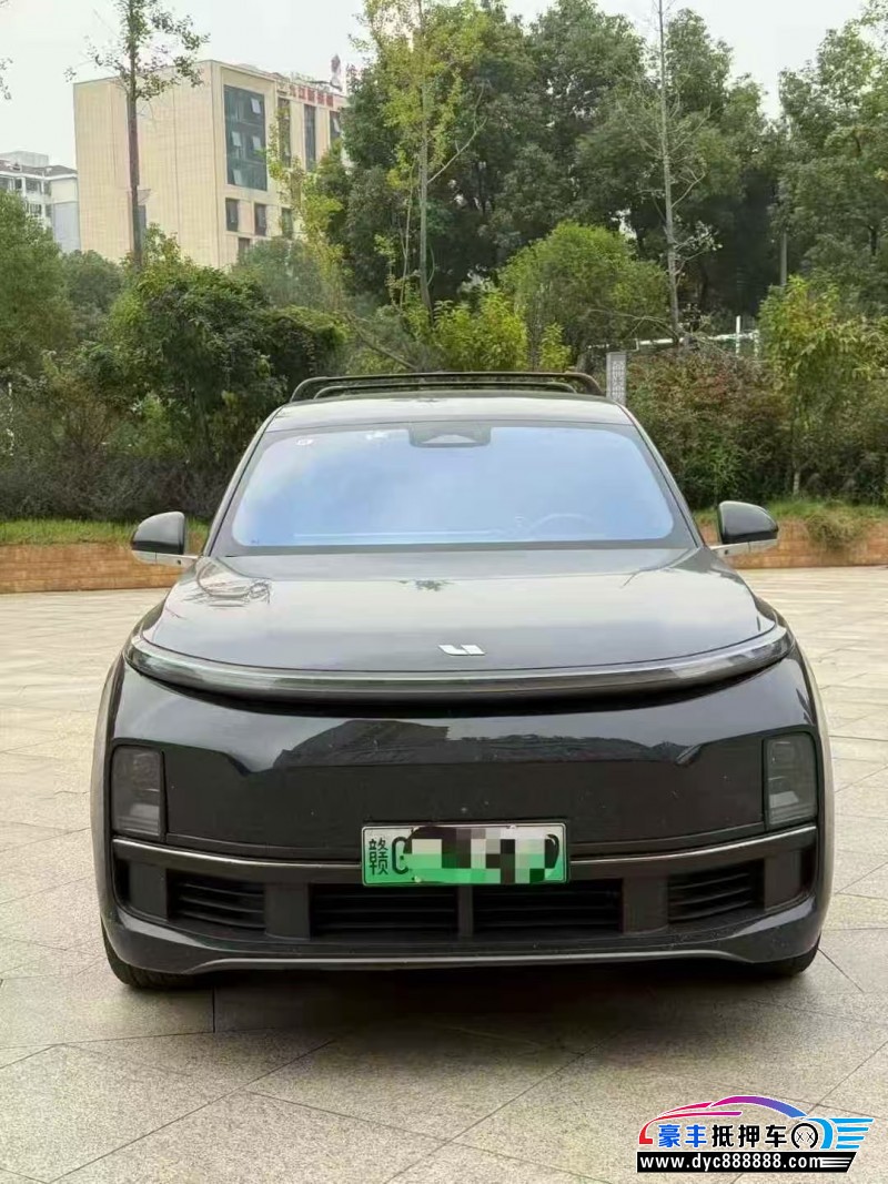 23年理想L8轿车抵押车出售