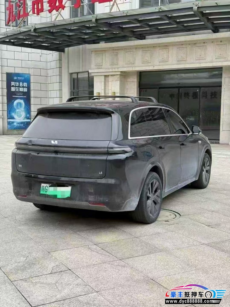 23年理想L8轿车抵押车出售