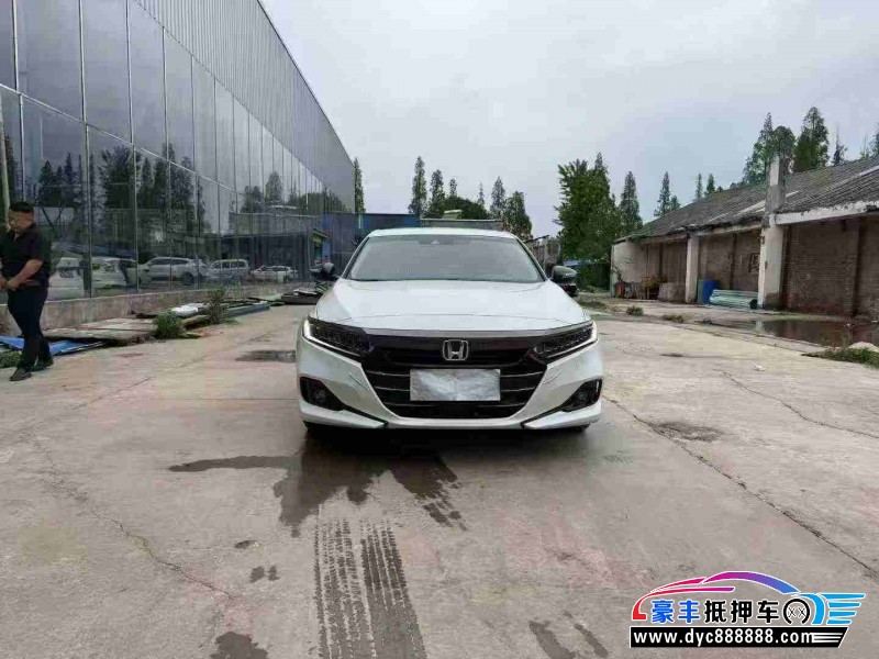 22年本田雅阁轿车抵押车出售