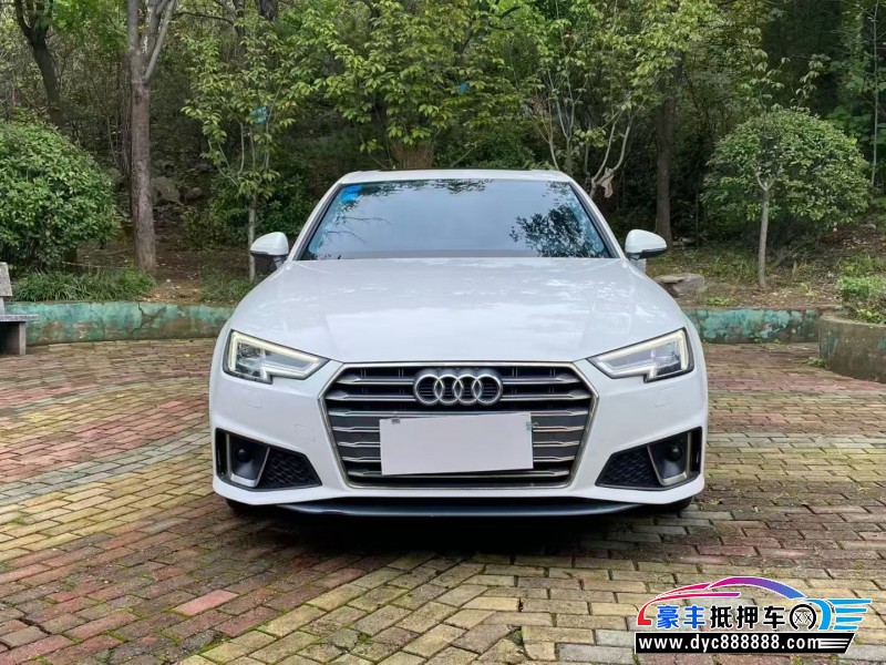 20年奥迪A4轿车抵押车出售