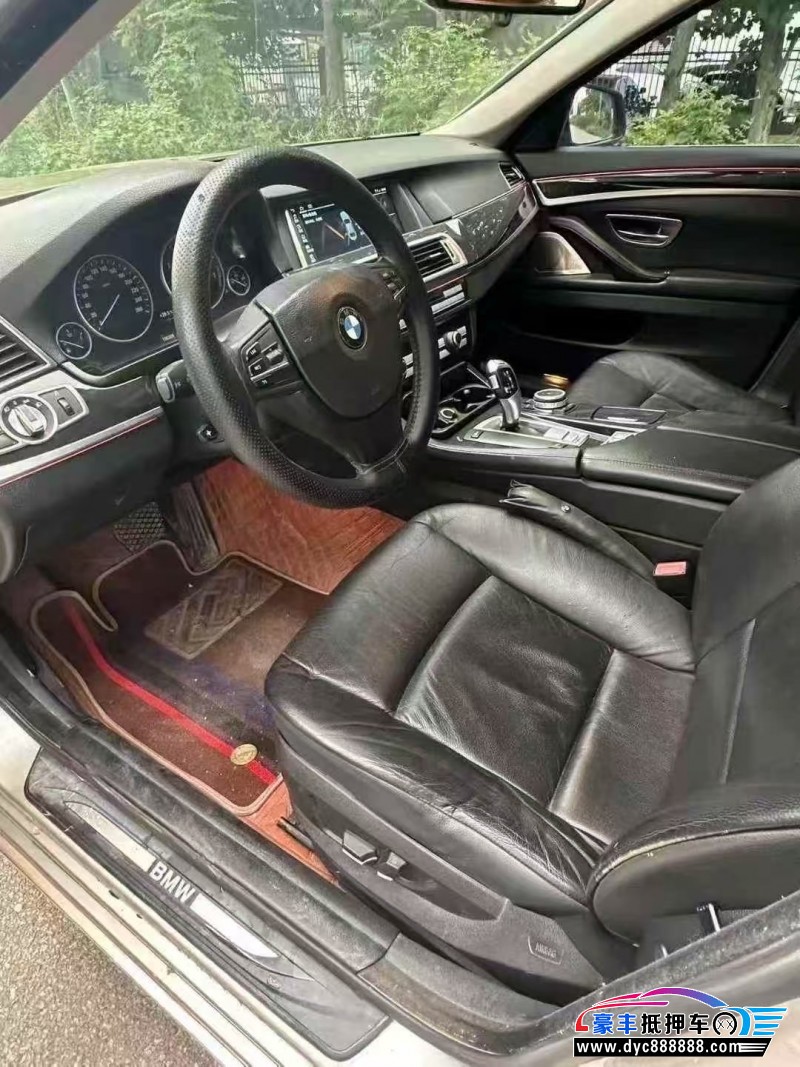 12年宝马5系轿车抵押车出售