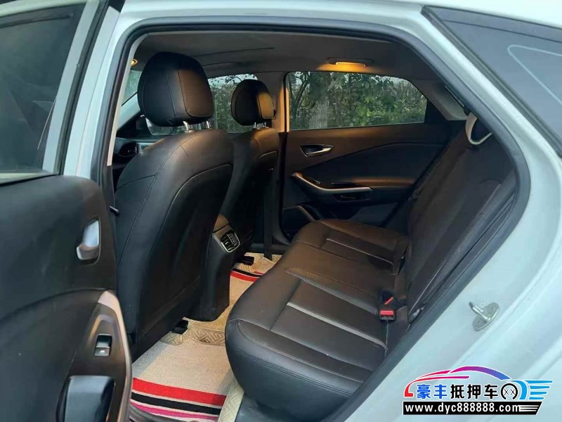 21年现代菲斯塔轿车抵押车出售