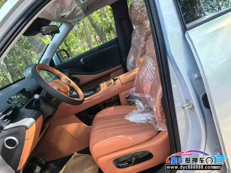 25年埃安霸王龙轿车抵押车出售