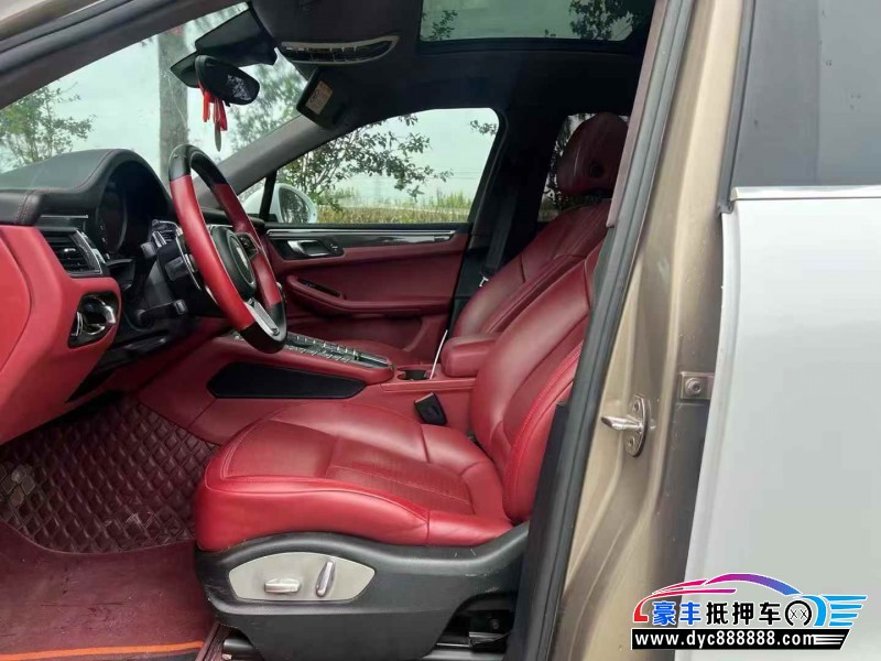 17年保时捷Macan迈凯轿车抵押车出售