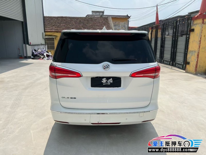 19年别克GL8轿车抵押车出售