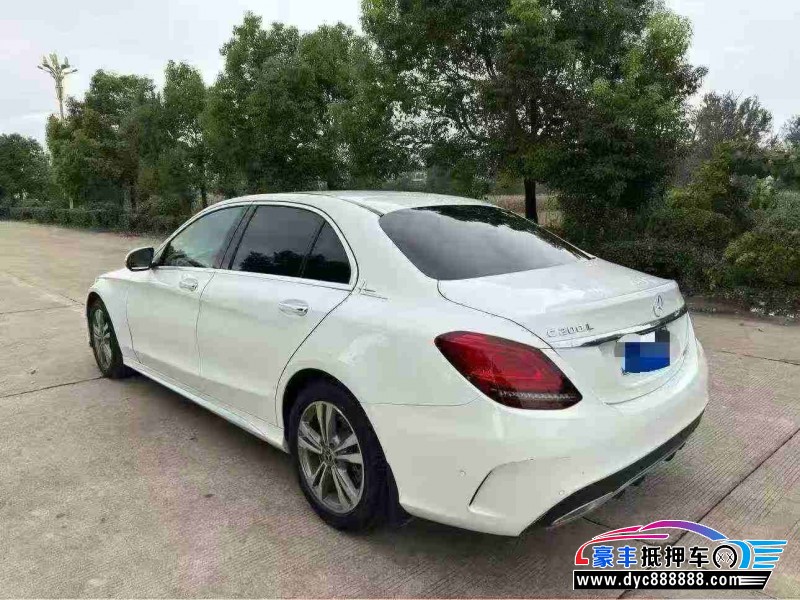 20年奔驰C轿车抵押车出售