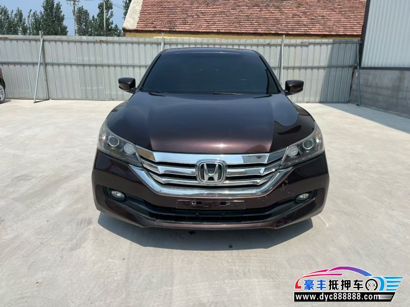 14年本田雅阁轿车抵押车出售
