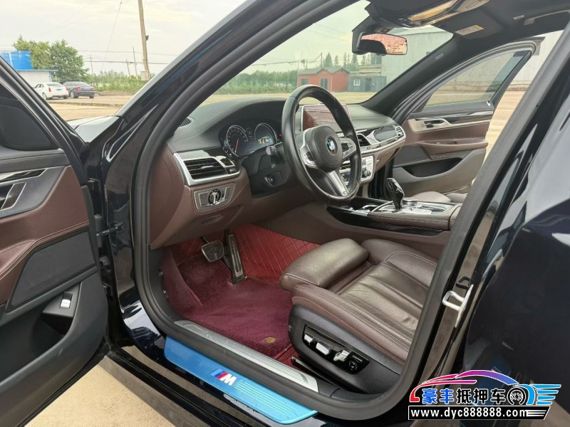 19年宝马7系轿车抵押车出售