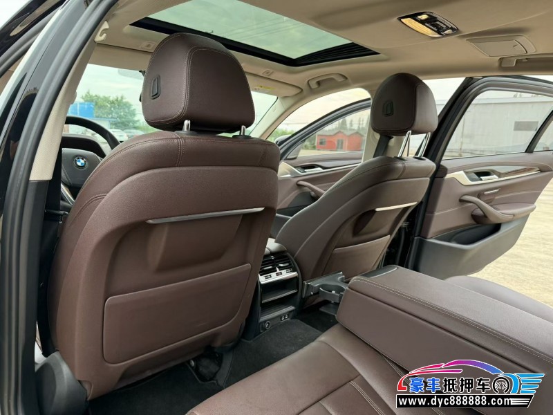 19年宝马5系轿车抵押车出售