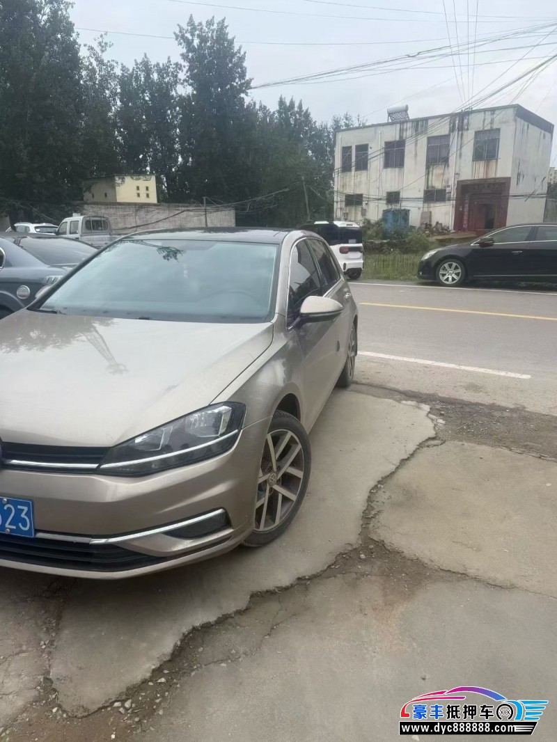 20年大众高尔夫轿车抵押车出售
