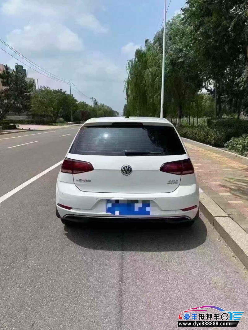 20年大众高尔夫轿车抵押车出售
