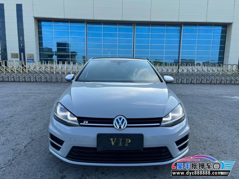17年大众高尔夫轿车抵押车出售