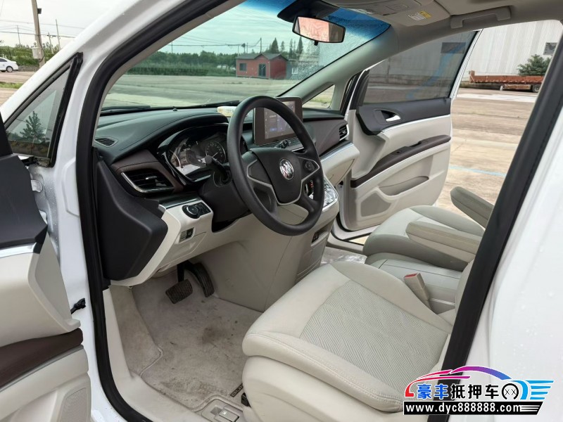 23年别克GL8轿车抵押车出售