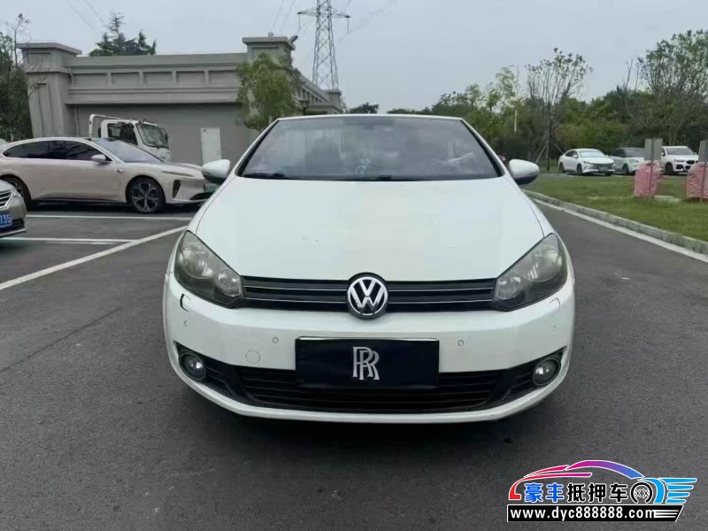 14年大众高尔夫轿车抵押车出售