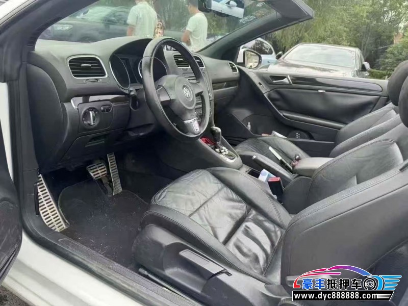 14年大众高尔夫轿车抵押车出售