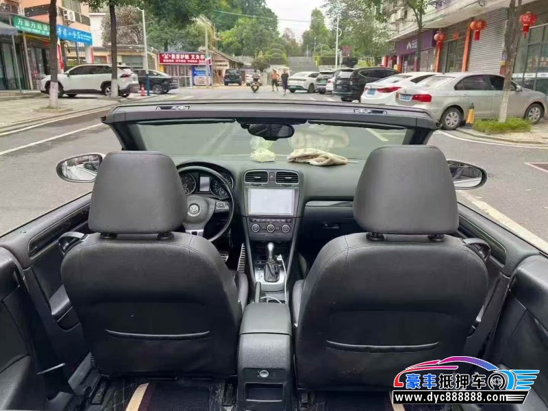 14年大众高尔夫轿车抵押车出售